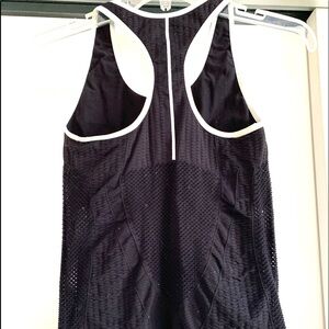 Nike Dri Fit  Stretch Tank /Mesh‎ M/L 3/$25